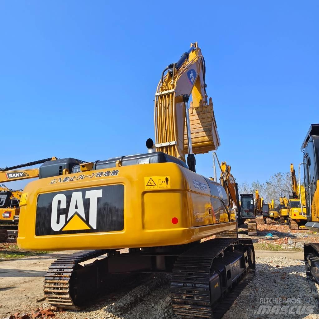 CAT 330D2 Εκσκαφείς με ερπύστριες