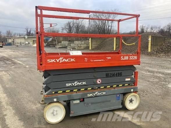 SkyJack SJ III 3226 Ανυψωτήρες ψαλιδωτής άρθρωσης