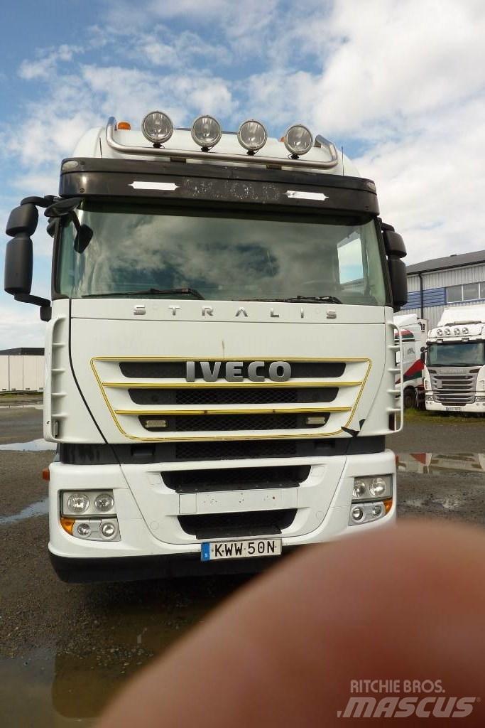 Iveco AS 440 6X2 Τράκτορες