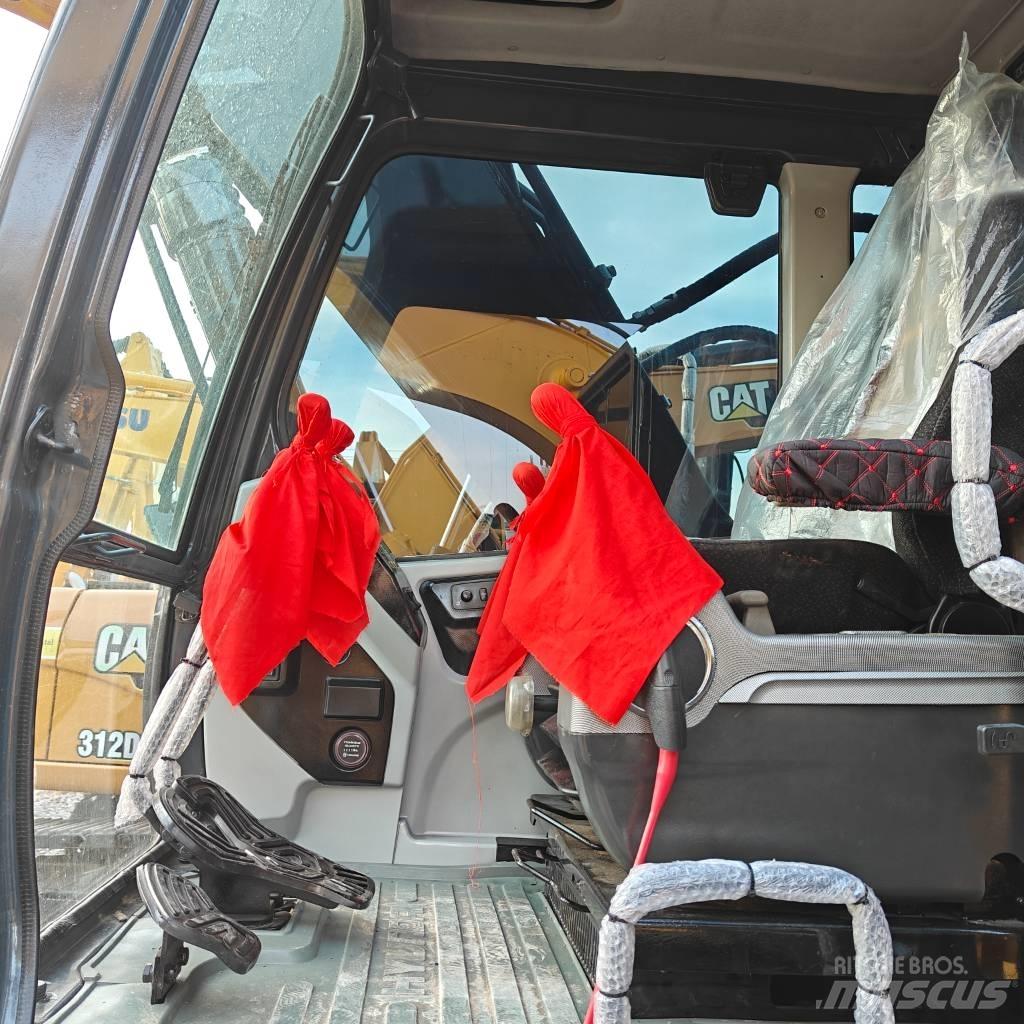 Hyundai 220VS Εκσκαφείς με ερπύστριες