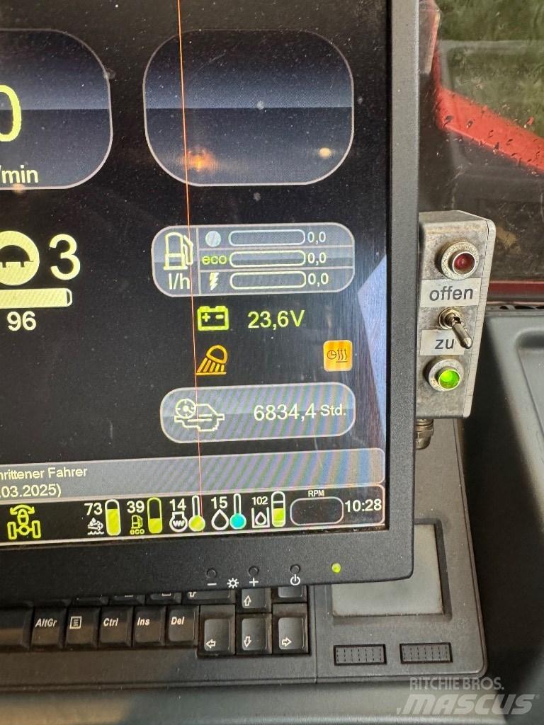 Komatsu 875 Μεταφορείς ξυλείας