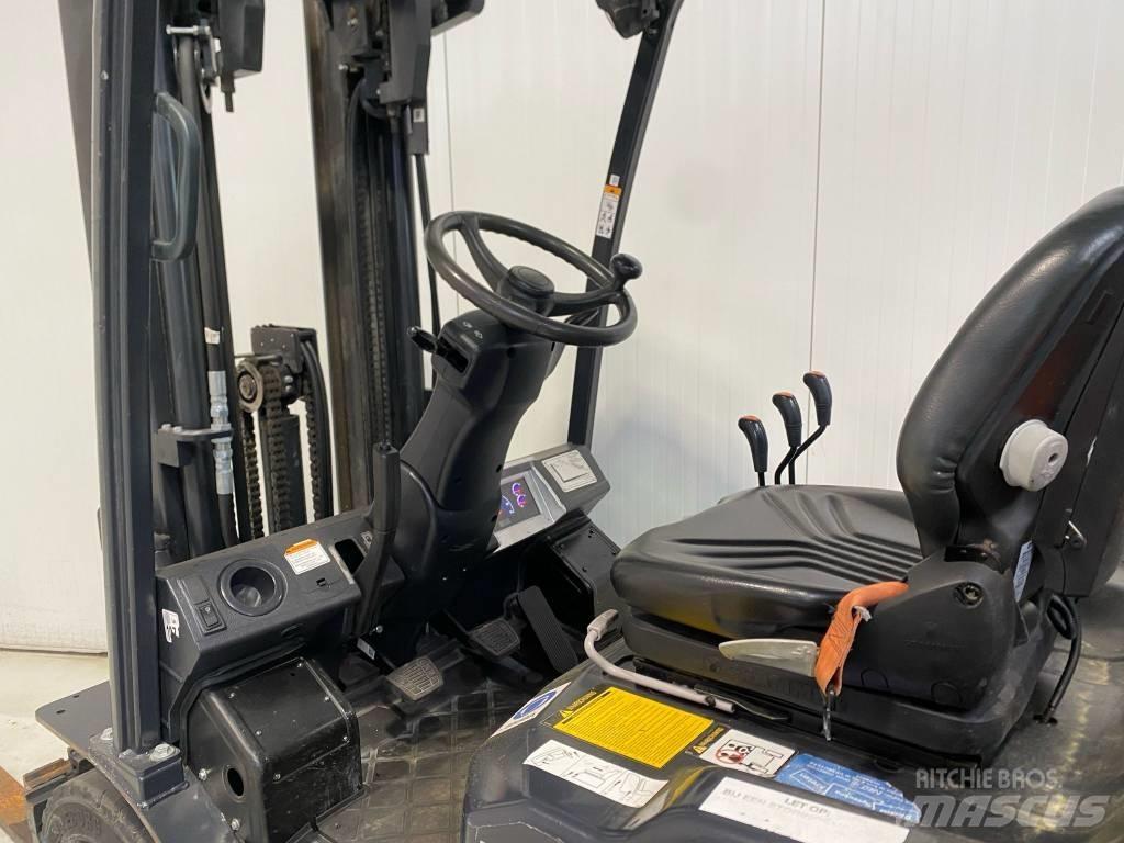 Doosan G25N-7 Περονοφόρα ανυψωτικά κλαρκ με φυσικό αέριο LPG