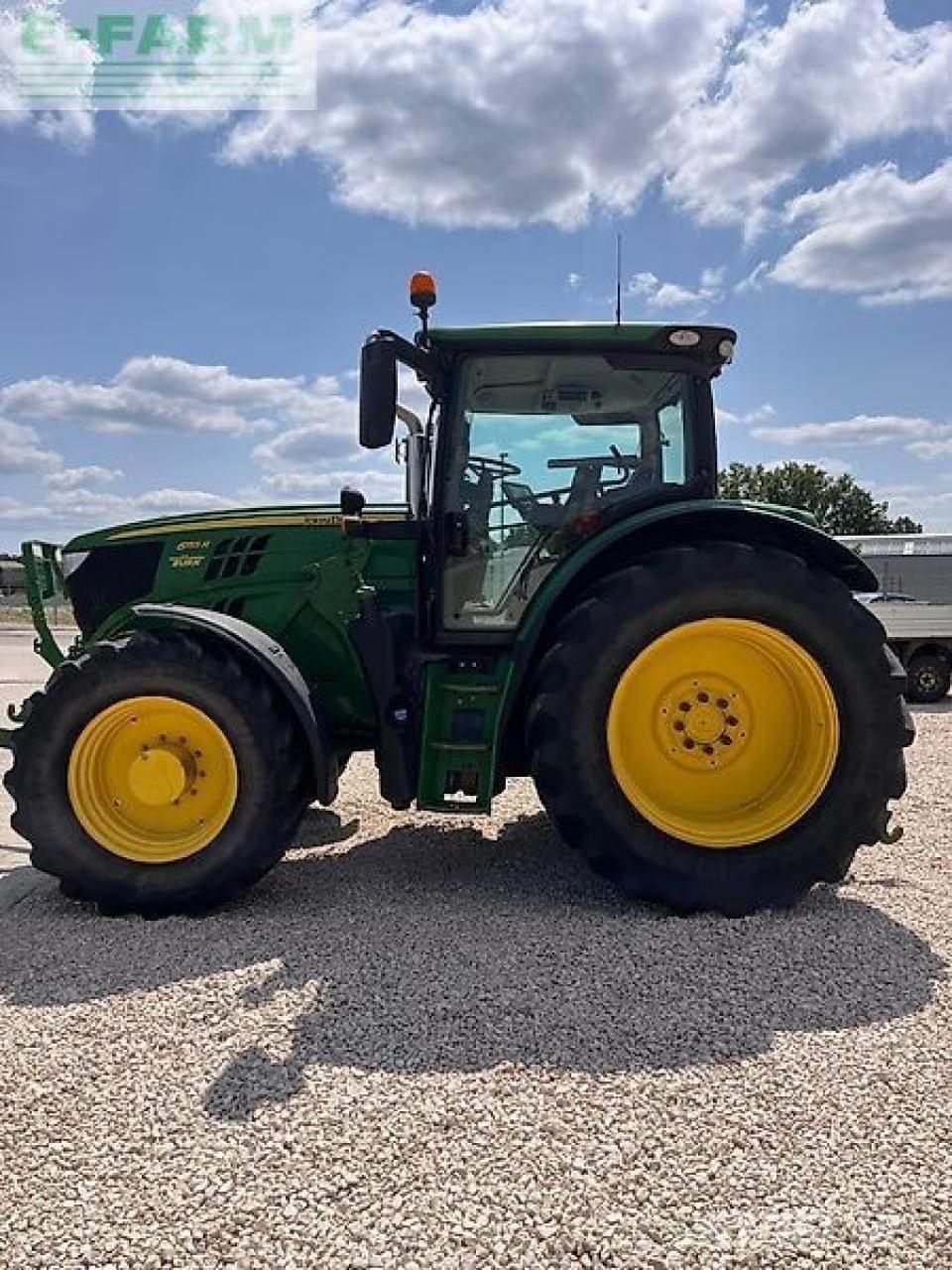 John Deere 6155r Τρακτέρ