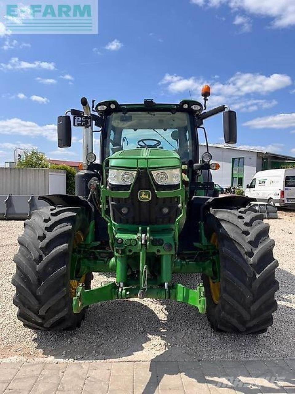 John Deere 6155r Τρακτέρ