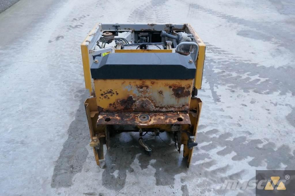 CAT 220-2800 Καμπίνες και εσωτερικό