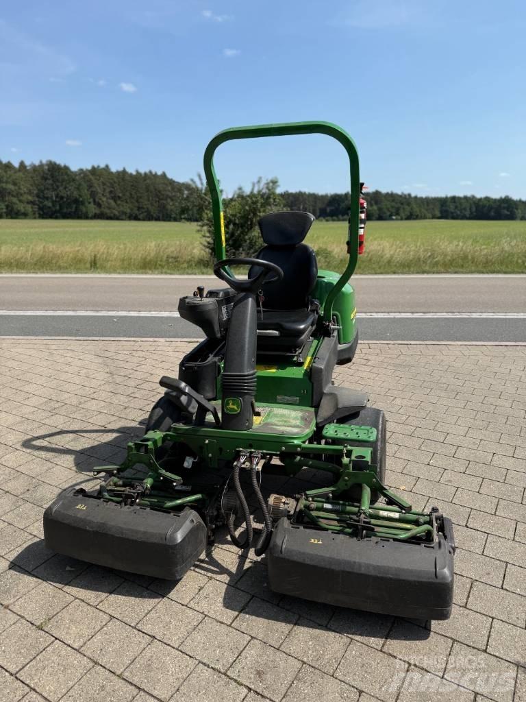 John Deere 2500 E Χορτοκοπτικά γηπέδων με γκαζόν