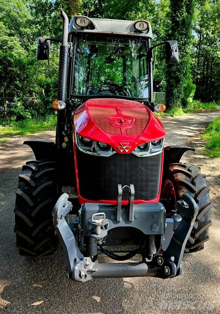 Massey Ferguson 3707 Τρακτέρ