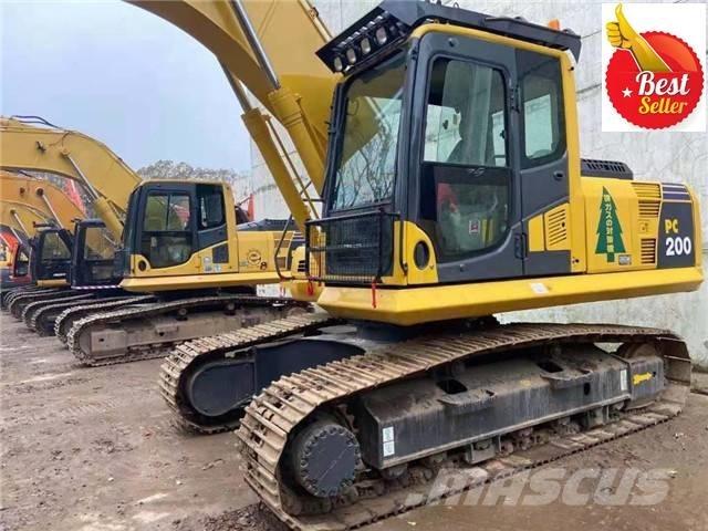 Komatsu PC 200 Εκσκαφείς με ερπύστριες