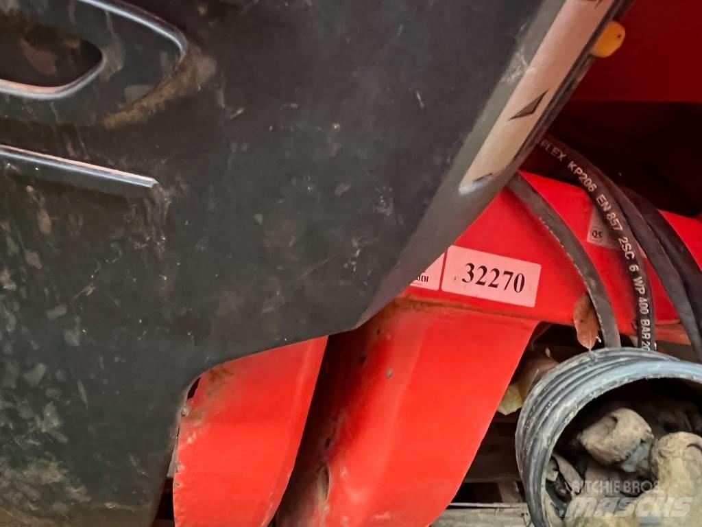 Kuhn Axis 30.1 Ψεκαστήρες λιπασμάτων