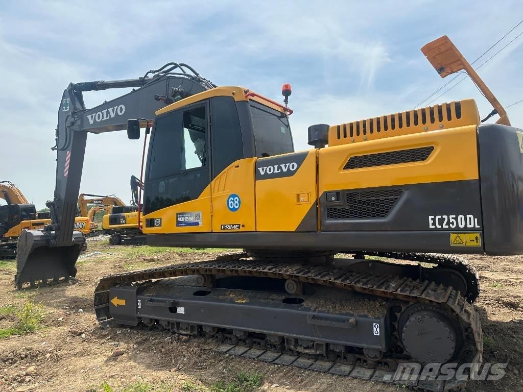 Volvo EC 250 D Εκσκαφείς με ερπύστριες