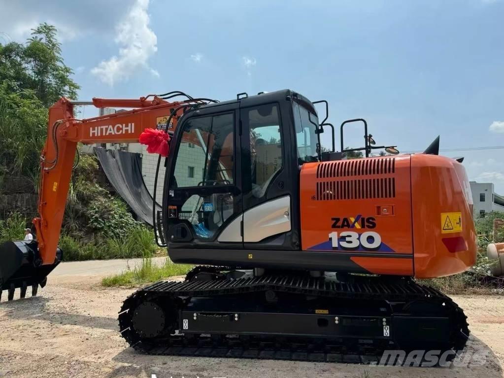 Hitachi ZX 130-6 Εκσκαφείς με ερπύστριες