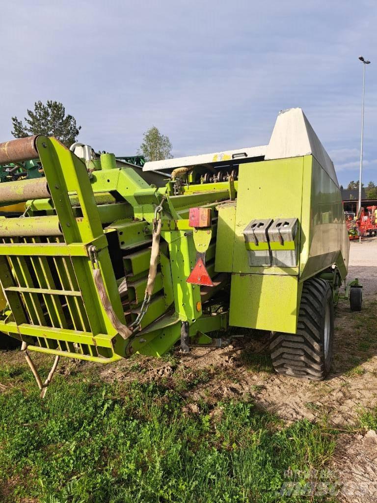 CLAAS 2100RC Πρέσες τετράγωνων δεμάτων