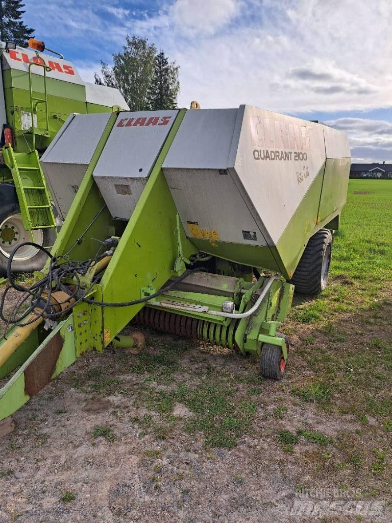CLAAS 2100RC Πρέσες τετράγωνων δεμάτων