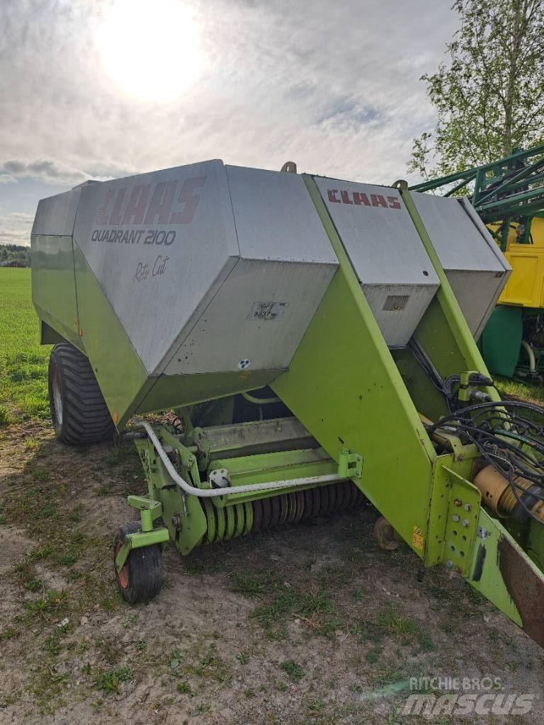 CLAAS 2100RC Πρέσες τετράγωνων δεμάτων