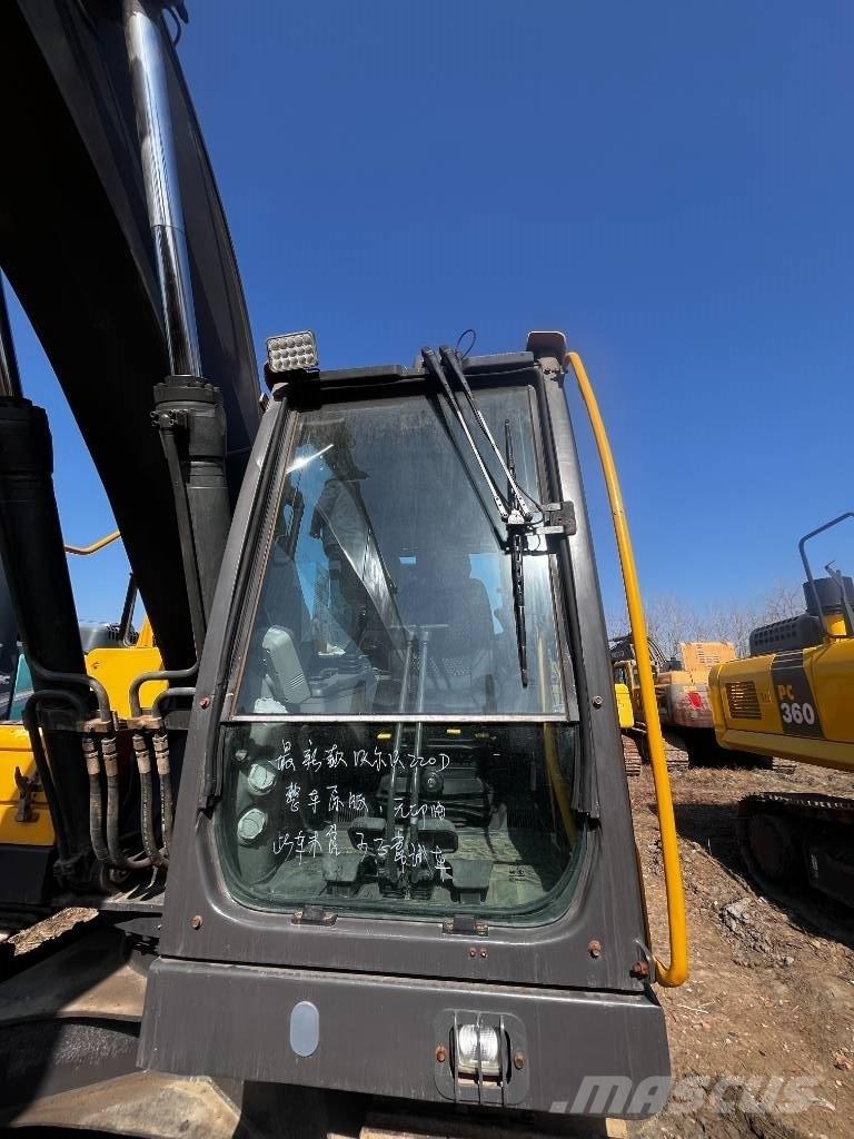 Volvo EC 220 Εκσκαφείς με ερπύστριες