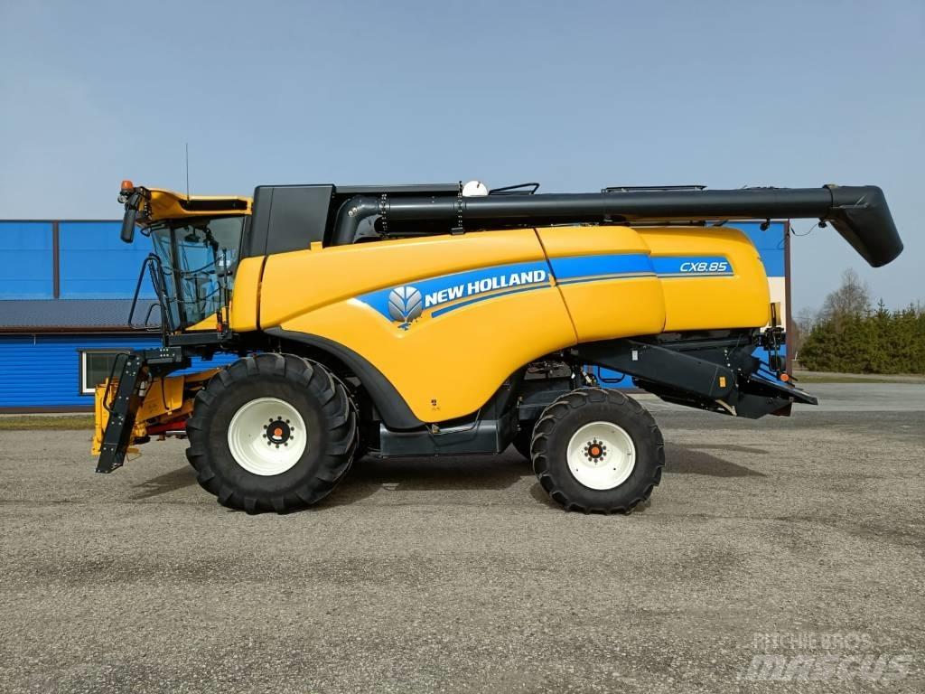New Holland CX 8.85 Θεριζοαλωνιστικές μηχανές