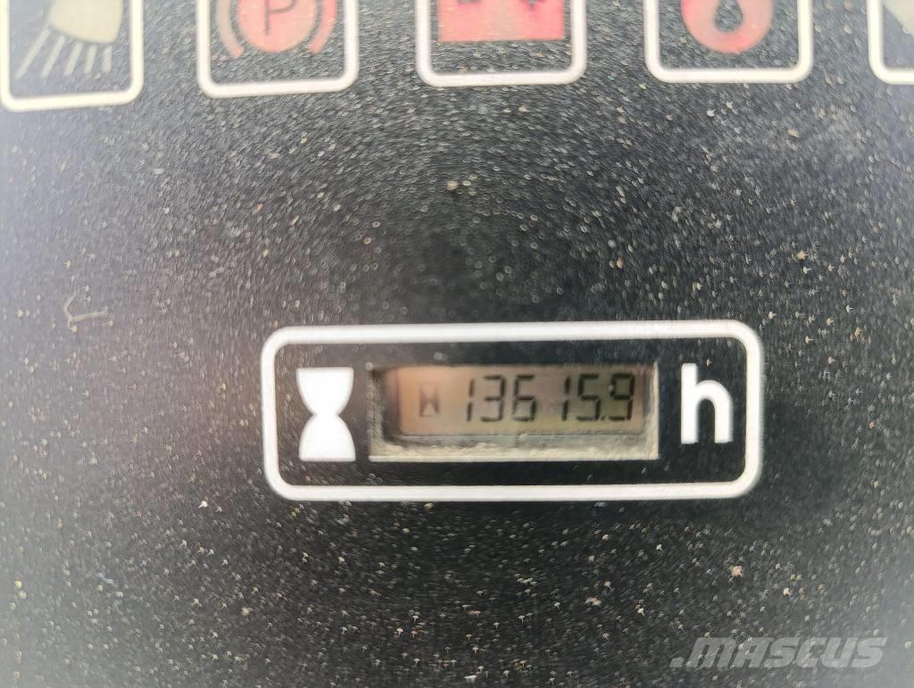 Hanomag 15 F Φορτωτές με λάστιχα (Τροχοφόροι)