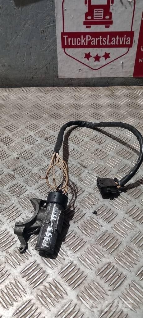 MAN TGA   81464336004 Καμπίνες και εσωτερικό