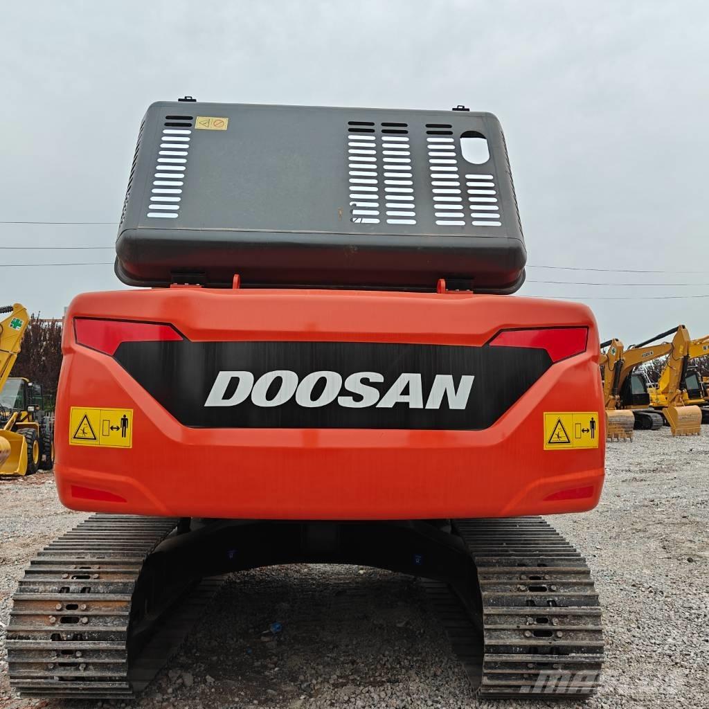 Doosan DX 225 LCA Εκσκαφείς με ερπύστριες
