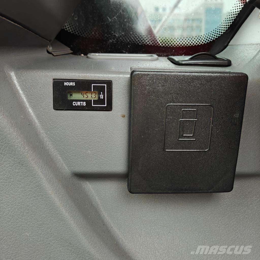 Doosan DX 225 LCA Εκσκαφείς με ερπύστριες