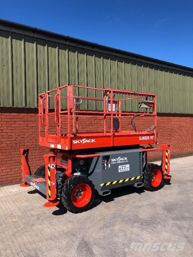 SkyJack SJ 6826 RT Ανυψωτήρες ψαλιδωτής άρθρωσης