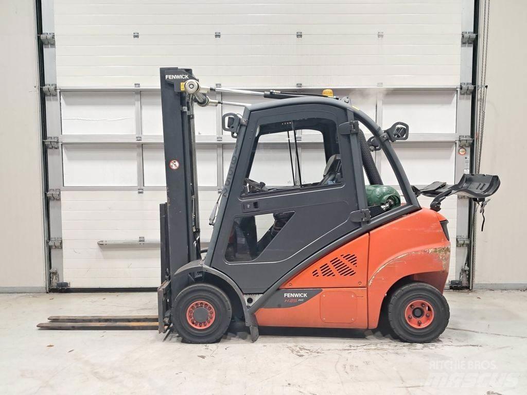 Linde H25T-02 Περονοφόρα ανυψωτικά κλαρκ με φυσικό αέριο LPG