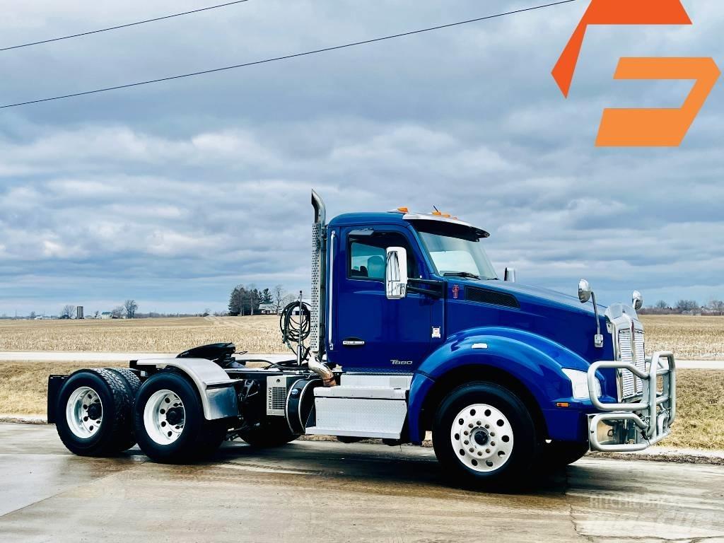 Kenworth T 880 Τράκτορες
