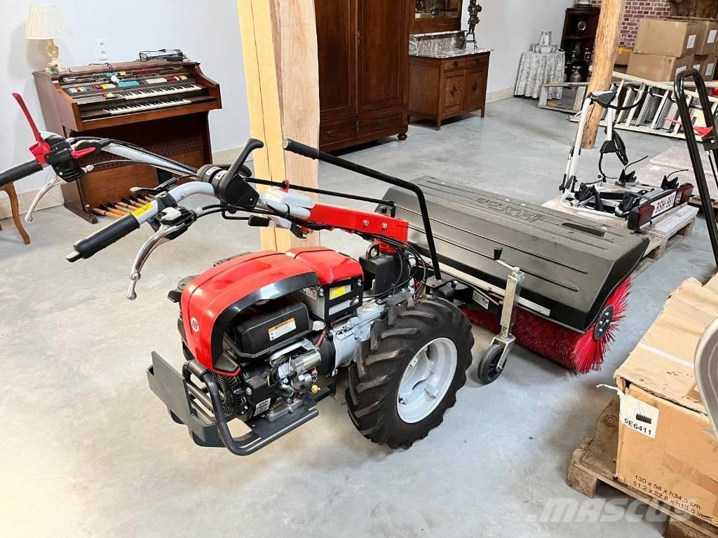 Emaq MAK 18 Σκούπες