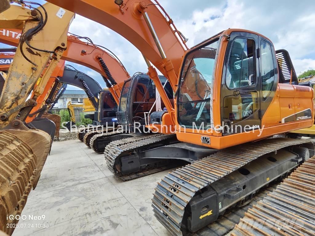 Doosan 225-7 Εκσκαφείς με ερπύστριες
