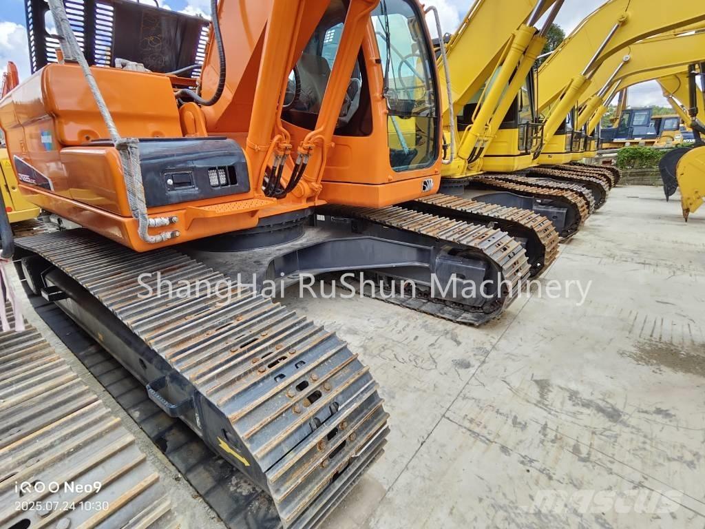 Doosan 225-7 Εκσκαφείς με ερπύστριες