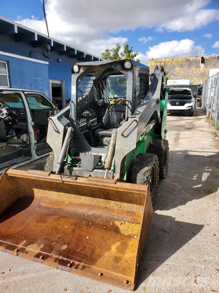 John Deere 314G Φορτωτάκια