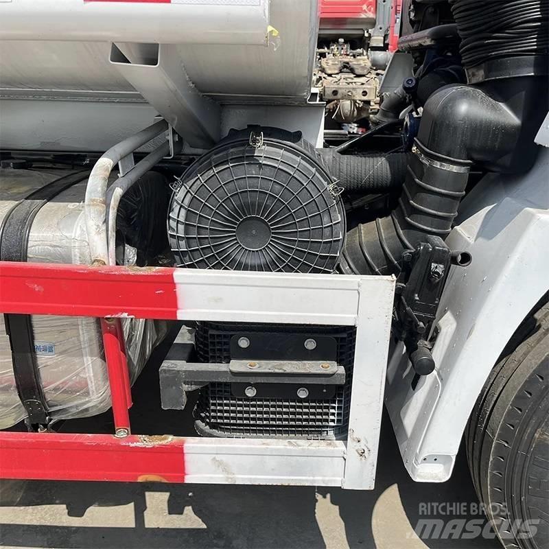 Shacman F 3000 Βυτιοφόρα φορτηγά
