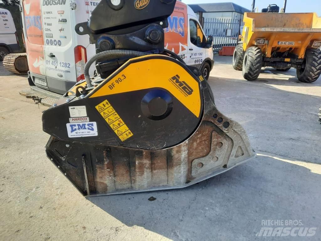 MB Crusher BF 90.3 Κουβάς σπαστήρας
