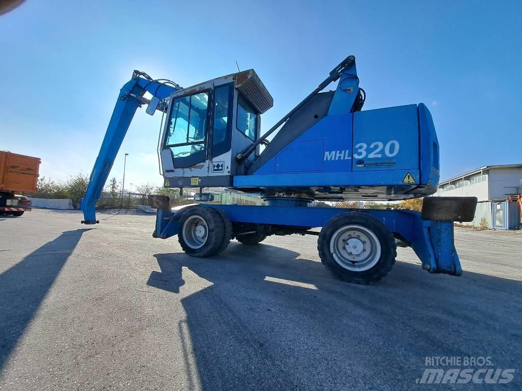 Fuchs MHL 320D Βιομηχανικά μηχανήματα διαχείρισης αποβλήτων
