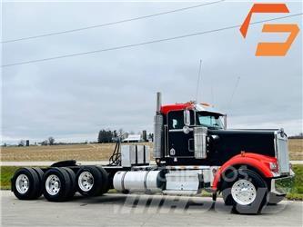 Kenworth W 900 Τράκτορες