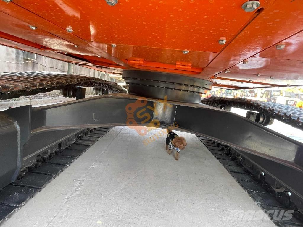 Doosan DX 225 LC Εκσκαφείς με ερπύστριες