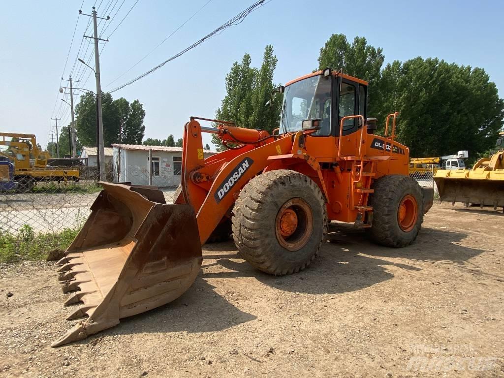 Doosan DL503 Εκσκαφείς Φορτωτές τύπου JCB