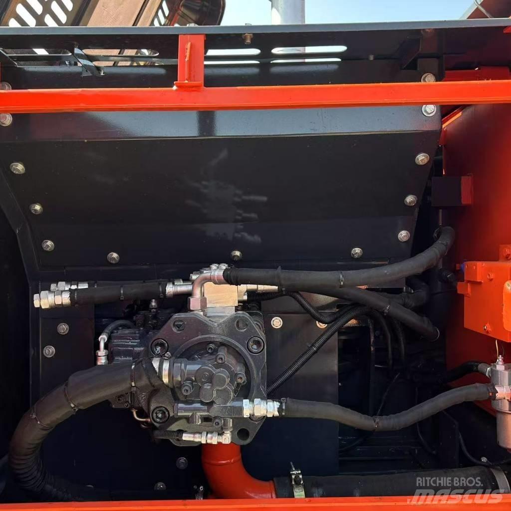 Doosan 225LC-9c Εκσκαφείς με ερπύστριες