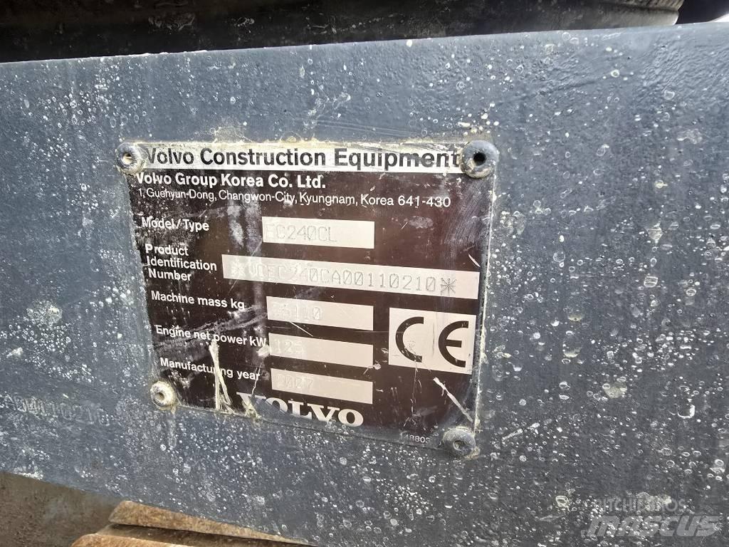Volvo EC 240 C Εκσκαφείς με ερπύστριες