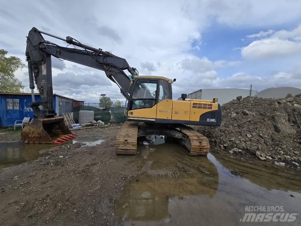 Volvo EC 240 C Εκσκαφείς με ερπύστριες