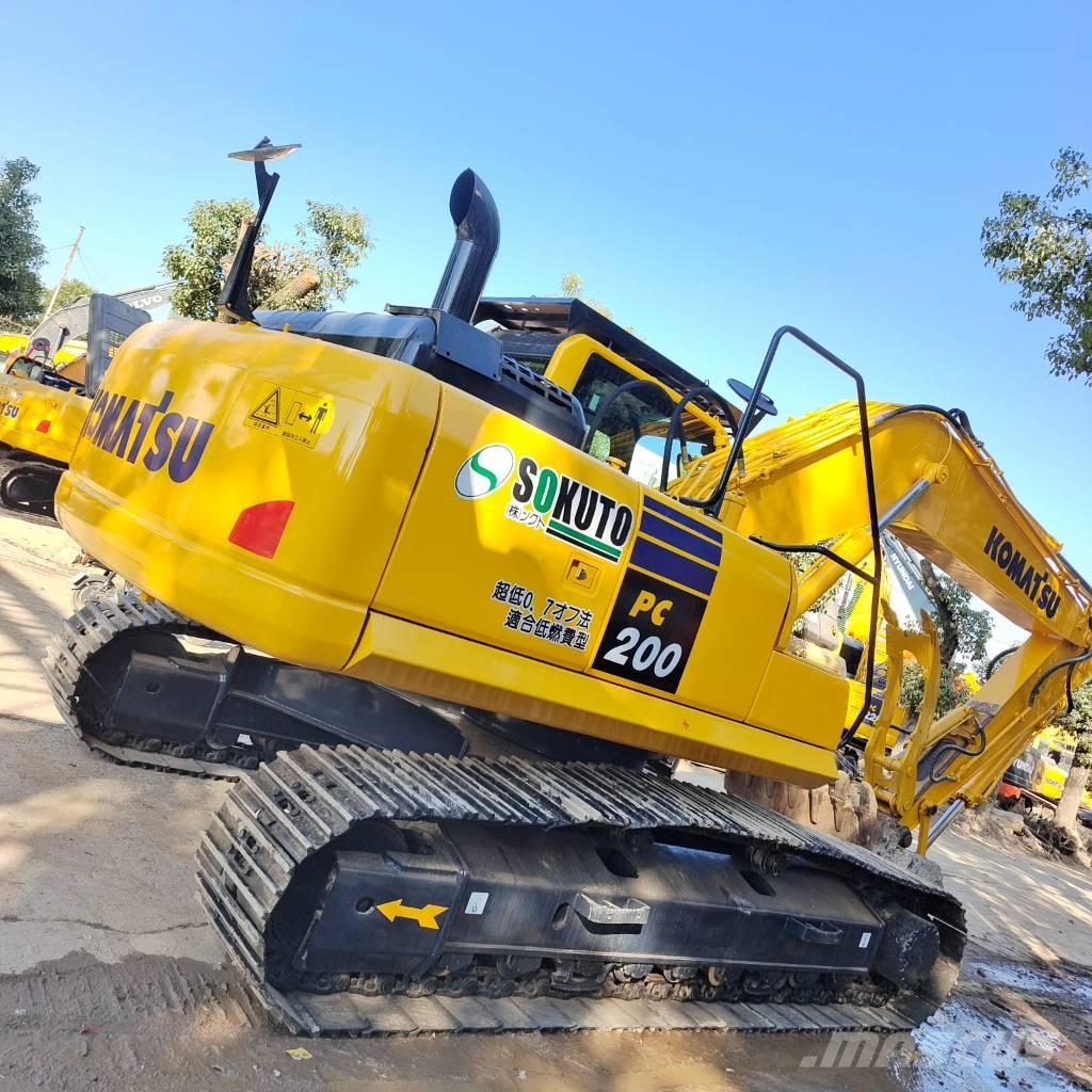 Komatsu PC 200-8 Εκσκαφείς με ερπύστριες