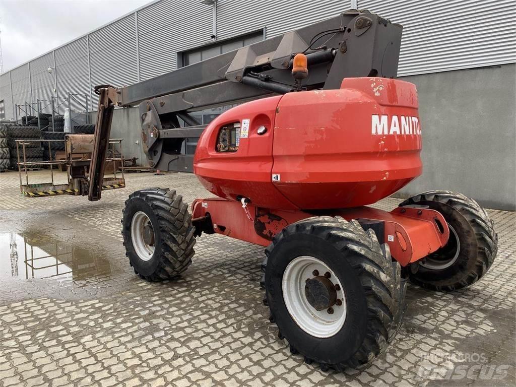 Manitou 200ATJ Ανυψωτήρες με αρθρωτό βραχίονα