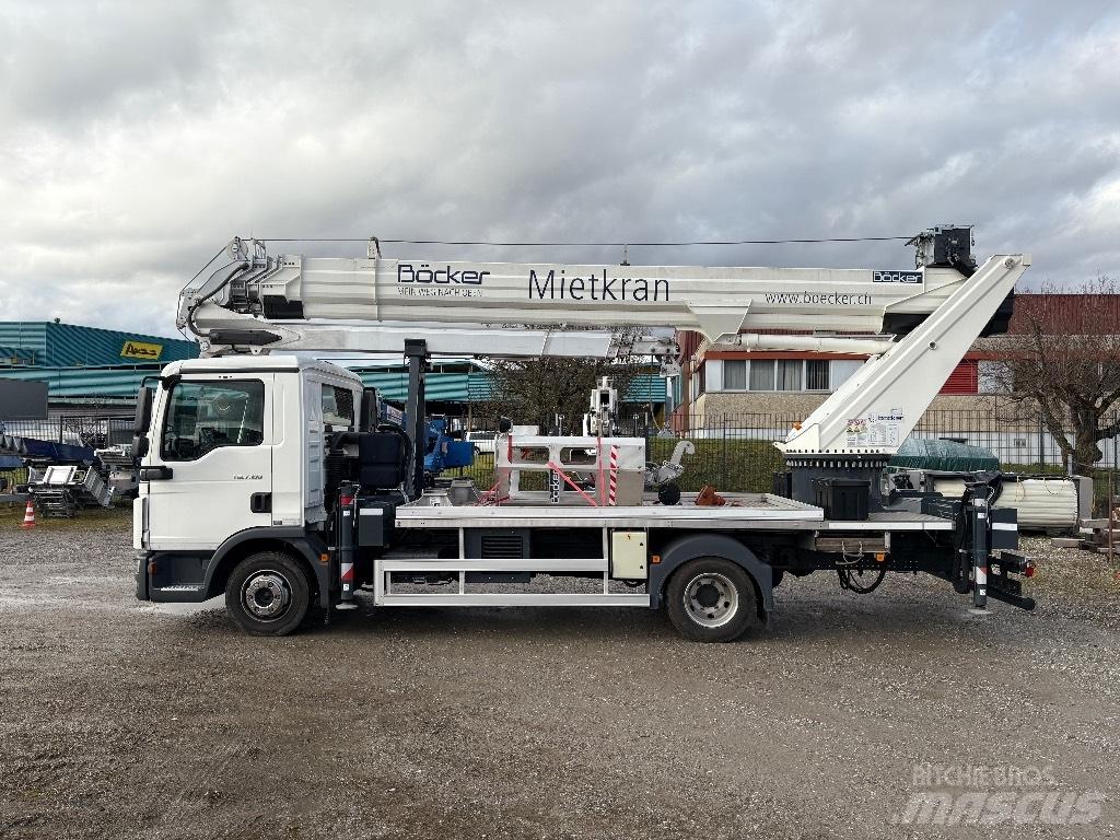 Böcker AK 37/4000 Γερανοί ανώμαλου εδάφους