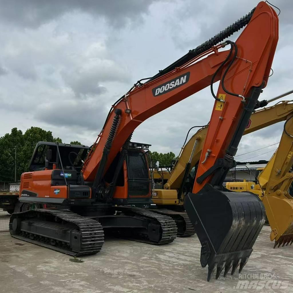 Doosan 225LC-9 Εκσκαφείς με ερπύστριες