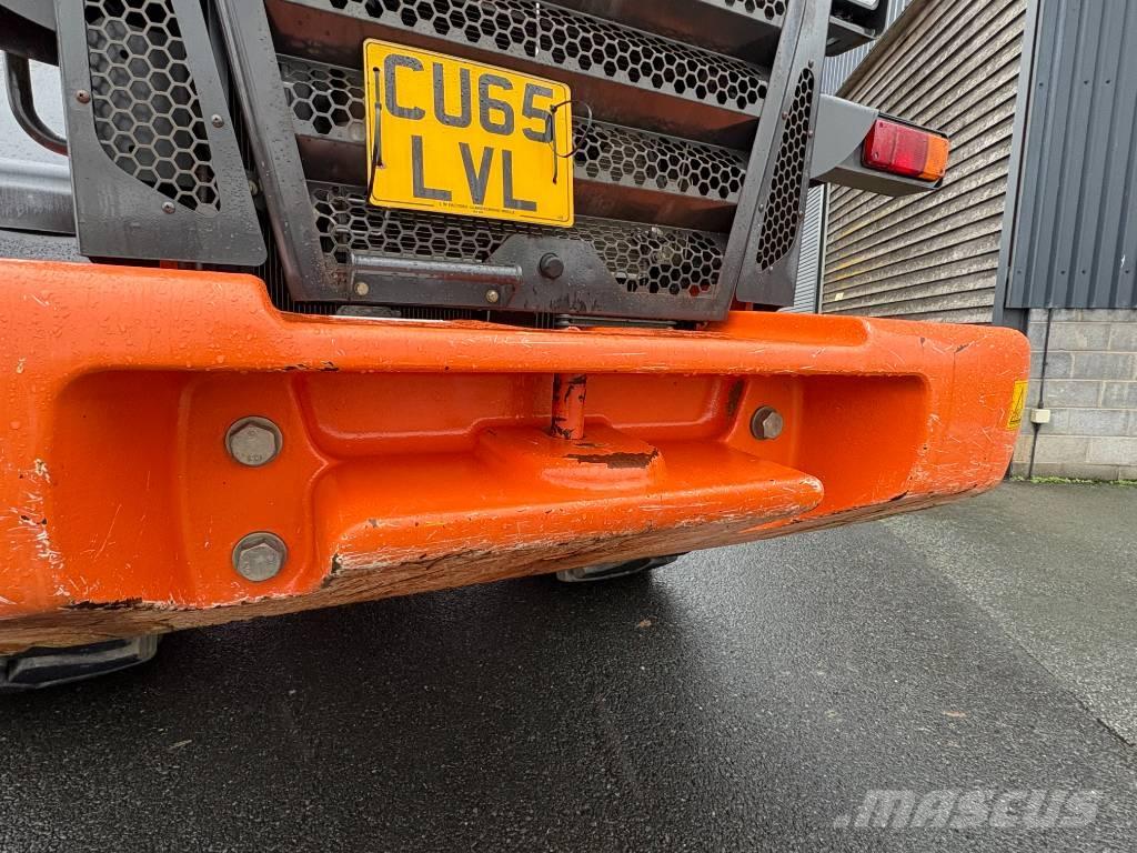 Hitachi ZW 220-5B Φορτωτές με λάστιχα (Τροχοφόροι)