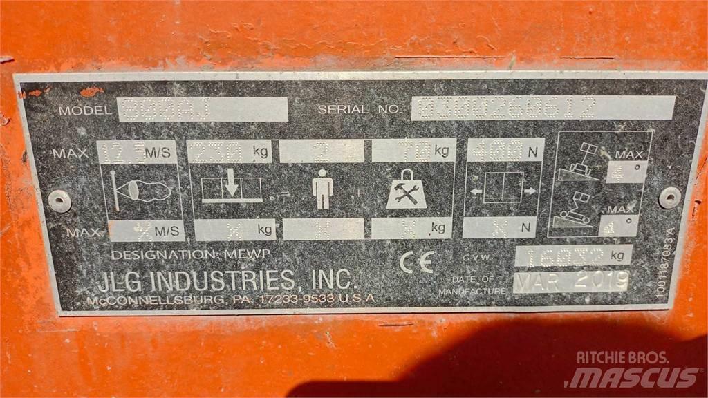JLG 800AJ Ανυψωτήρες με αρθρωτό βραχίονα