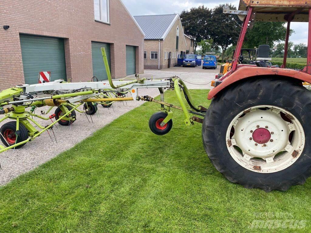 CLAAS volto 1050t Τσουγκράνες και χορτοξηραντικές μηχανές