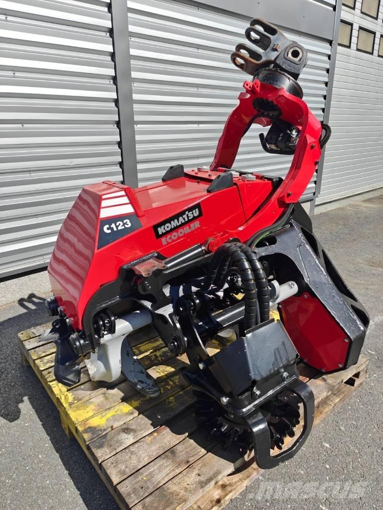 Komatsu C 123 Κεφαλές συλλεκτικών μηχανών