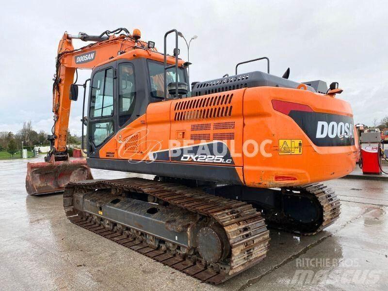 Doosan DX 225 LC Εκσκαφείς με ερπύστριες