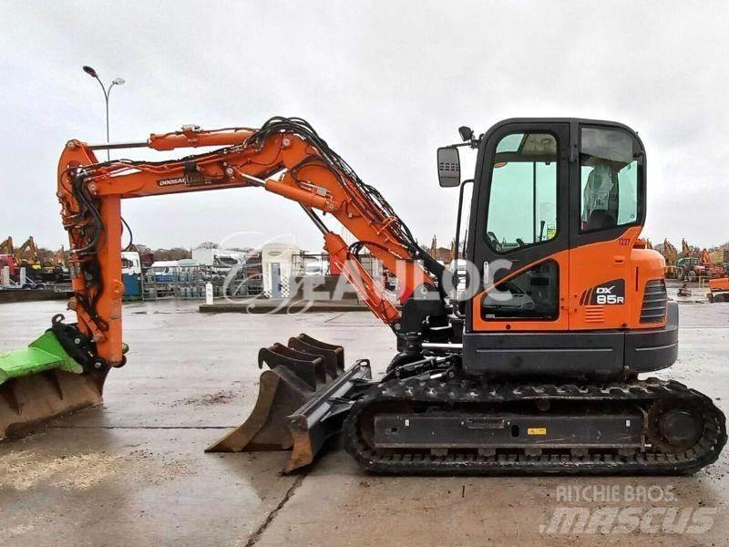 Doosan DX85R Εκσκαφείς με ερπύστριες